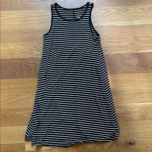 Women’s Sleeveless Dress